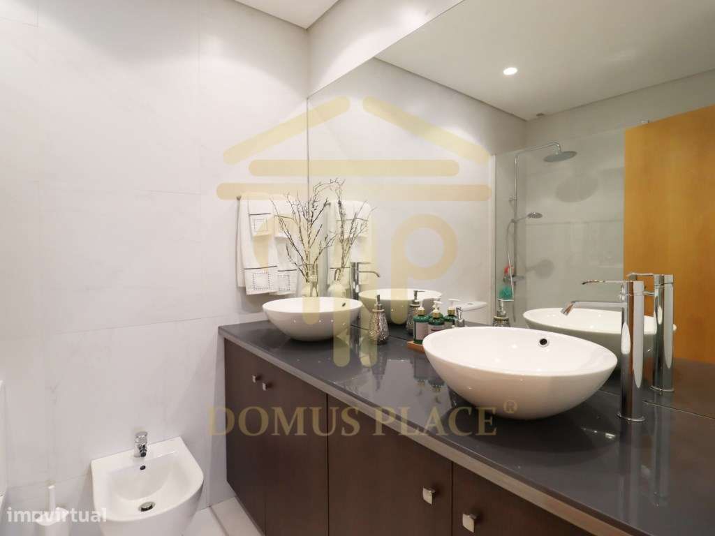 MORADIA T3 C/ JARDIM, TERRAÇO E GARAGEM | GUIFÕES-7