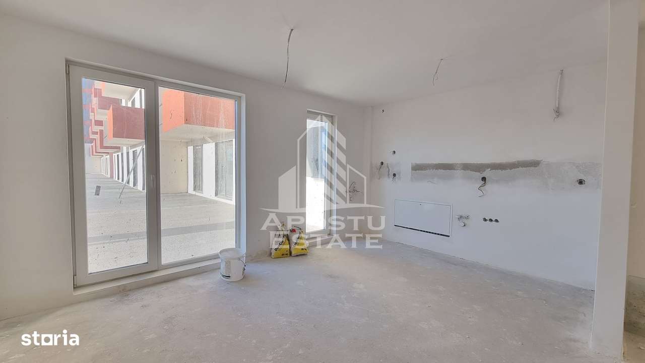 Apartament 3 camere, bloc nou, loc de parcare, zona Torontalului - Imagine principală: 1/6