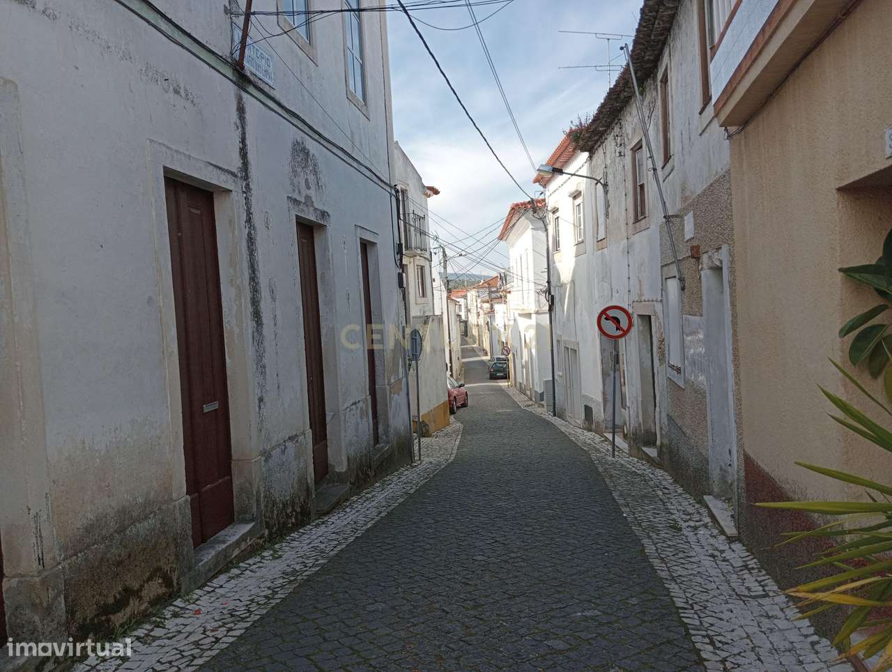 Moradia T7 para restaurar nas Lapas, Torres Novas - Grande imagem: 2/14