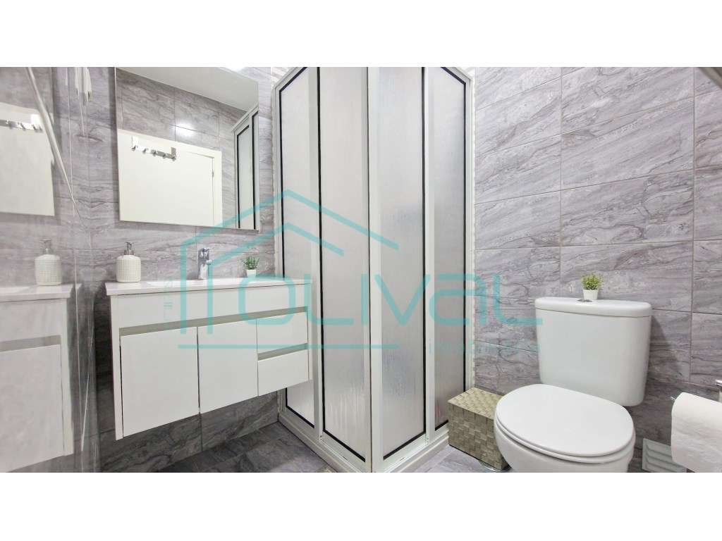 T3 Semi-Novo com Varandas, Box e Excelentes Acabamentos | Urbanizaç...-12