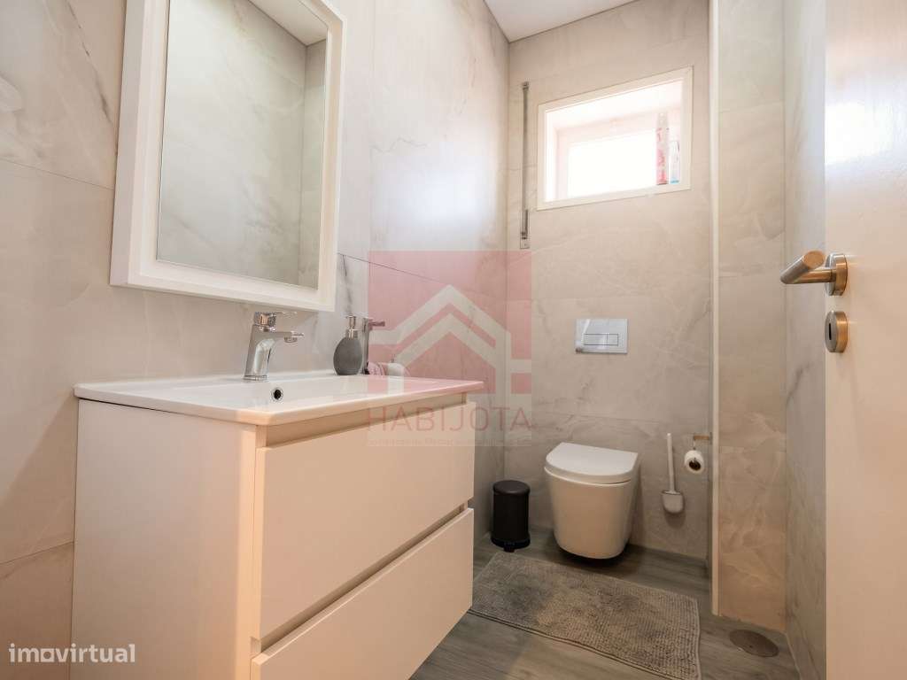 Apartamento T2 recuado em Fânzeres, Gondomar-10