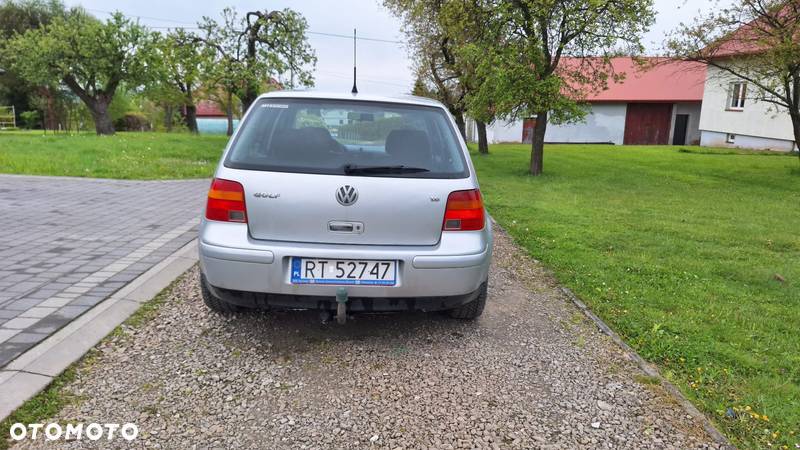 Volkswagen Golf IV 1.6 Basis - 5