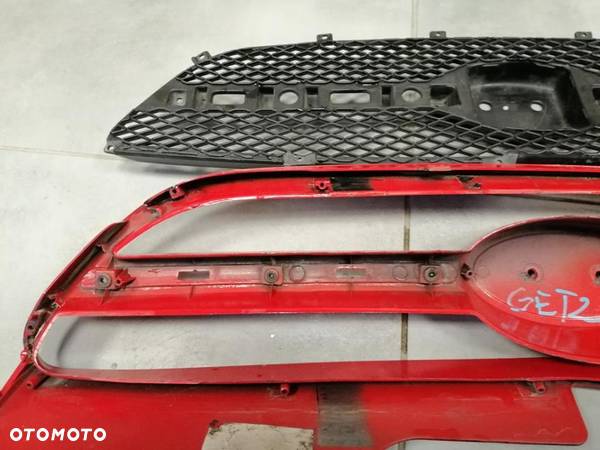 HYUNDAI GETZ ATRAPA GRILL - 4