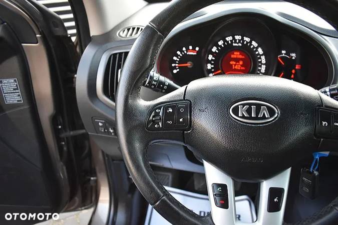 Kia Sportage 2,0 CRDI AWD Vision - 16