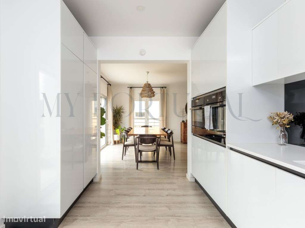 Uma Moradia com Vistas Deslumbrantes de Mar e Vale-11