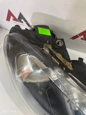 Lampa przednia przód prawa Volkswagen Golf VI - 7