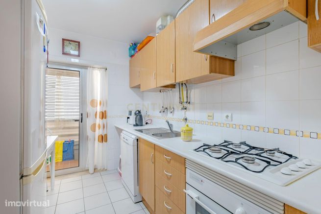 Apartamento T2 - Oportunidade Única a 5 Min da Praia da Rocha!-18