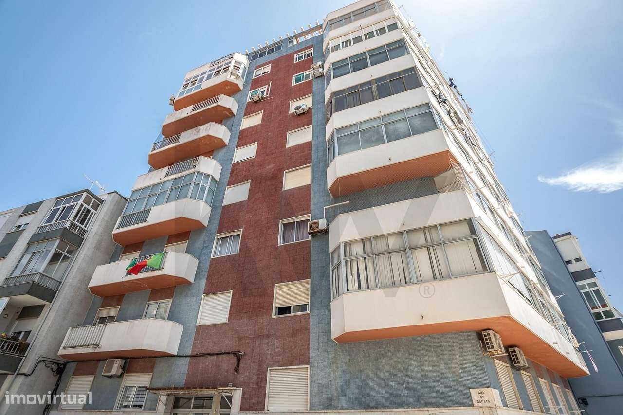 T2 com Vista Baía na Amora-30