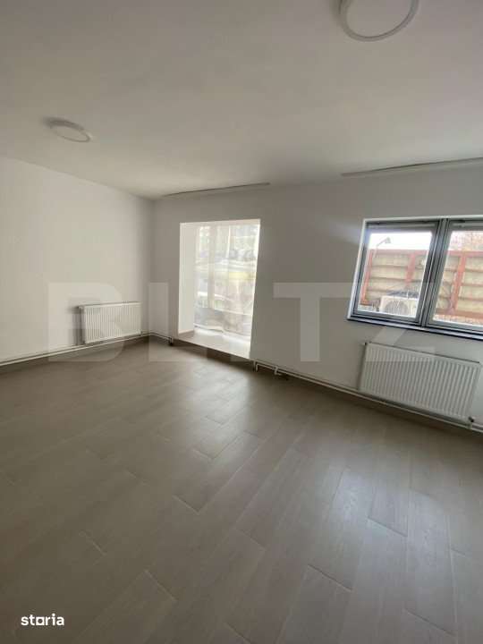 Spatii birouri de inchiriat sau croitorie - Imagine principală: 3/6