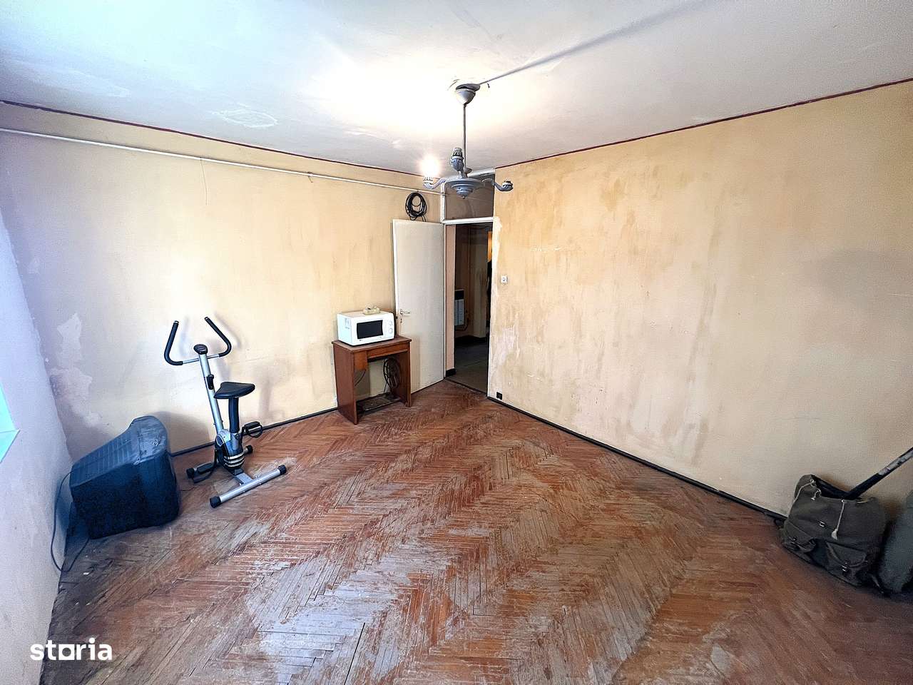 Apartament 3 camere-Decomandat-Micro 17-7