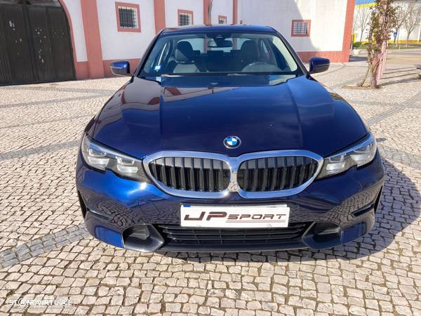 BMW 320 d Line Sport - 2