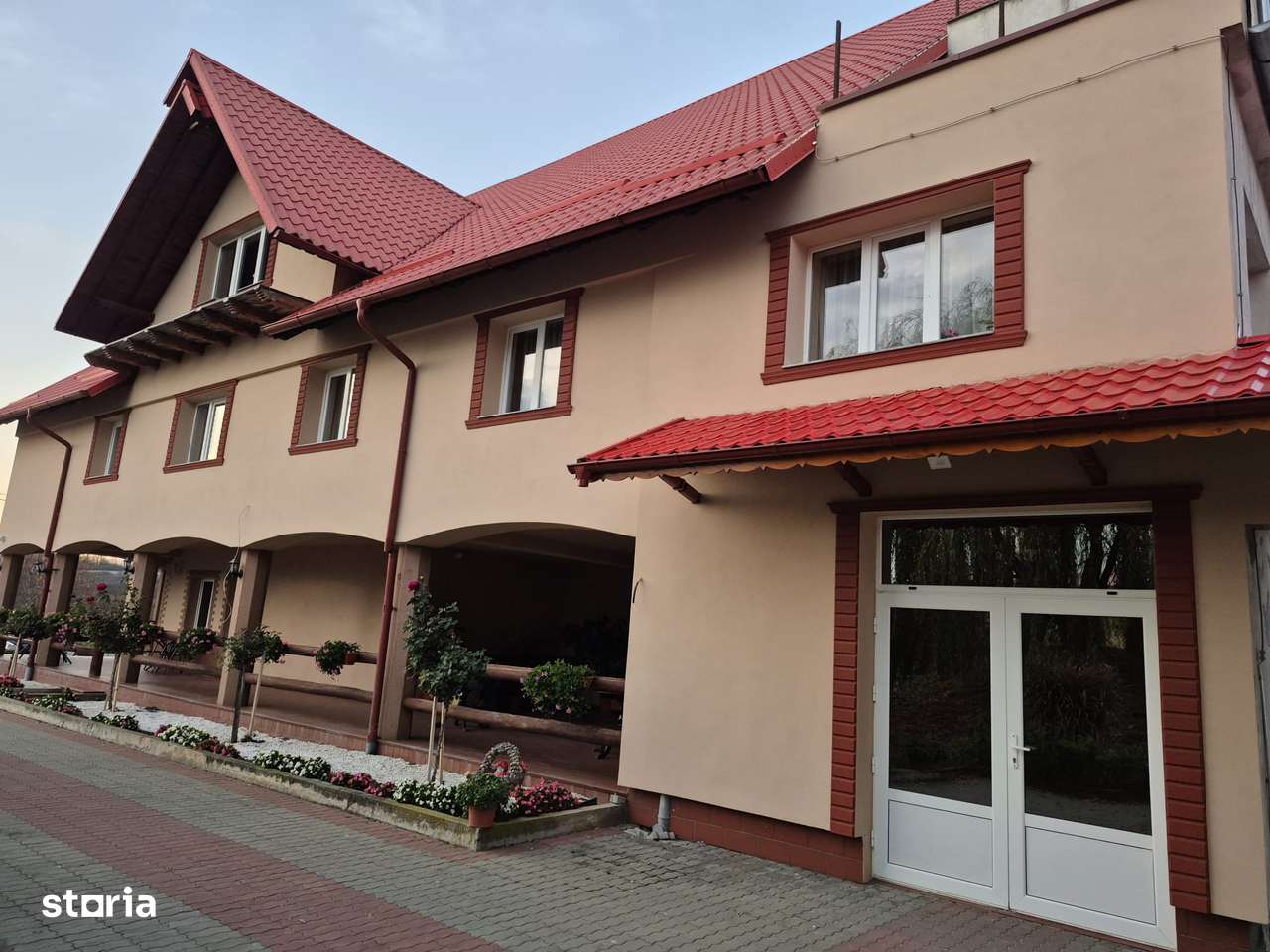 Oportunitate de investiție – Clădire + afacere activă, Șoimi (Bihor)-5