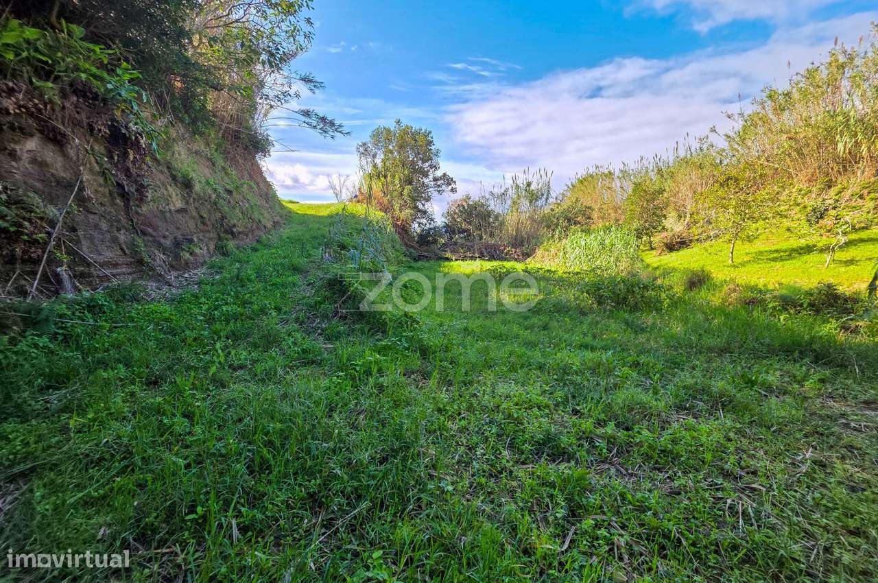 Terreno Urbano com Vista Mar na Candelária em São Miguel-13