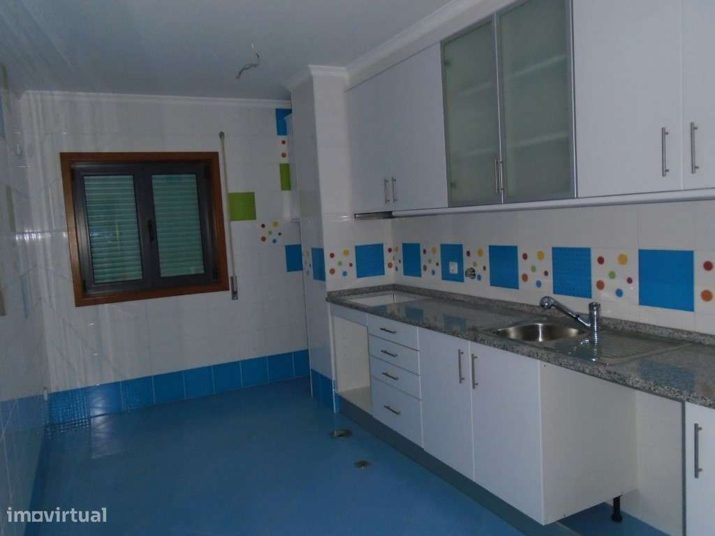 Apartamento T3 Venda Aveiro > Esgueira-2