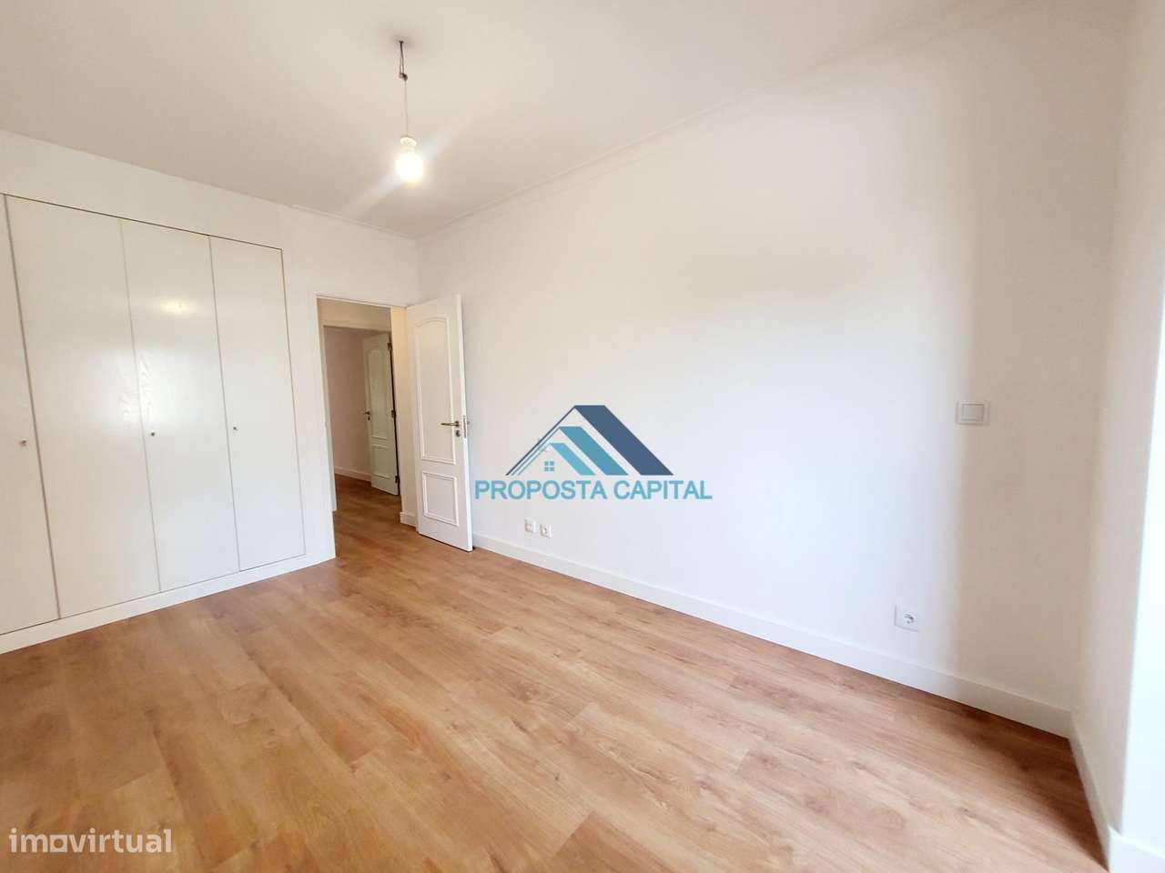 APARTAMENTO T3 TOTALMENTE REMODELADO | ESTRADA DA LUZ - COM GARAGEM-42