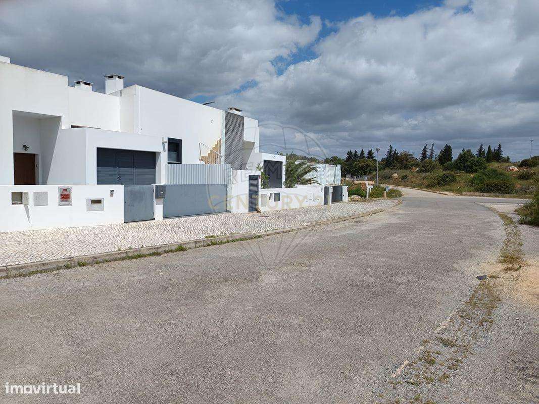 Terreno Urbano em Pontalgar – Oportunidade Única para Construção da Su - Grande imagem: 5/5