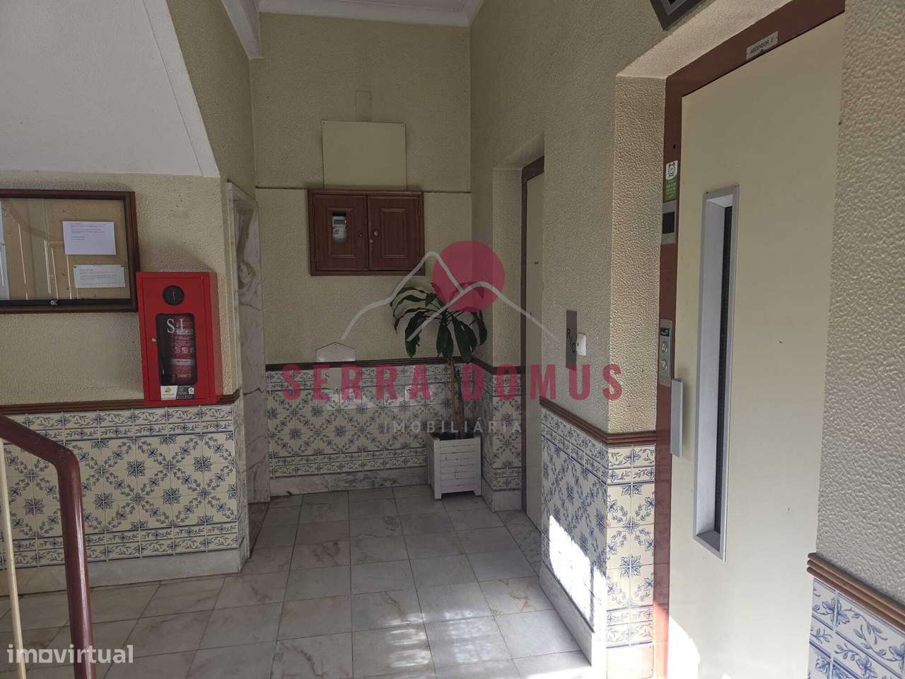 Apartamento T3 (Frente PSP de Rio de Mouro) - Grande imagem: 4/25