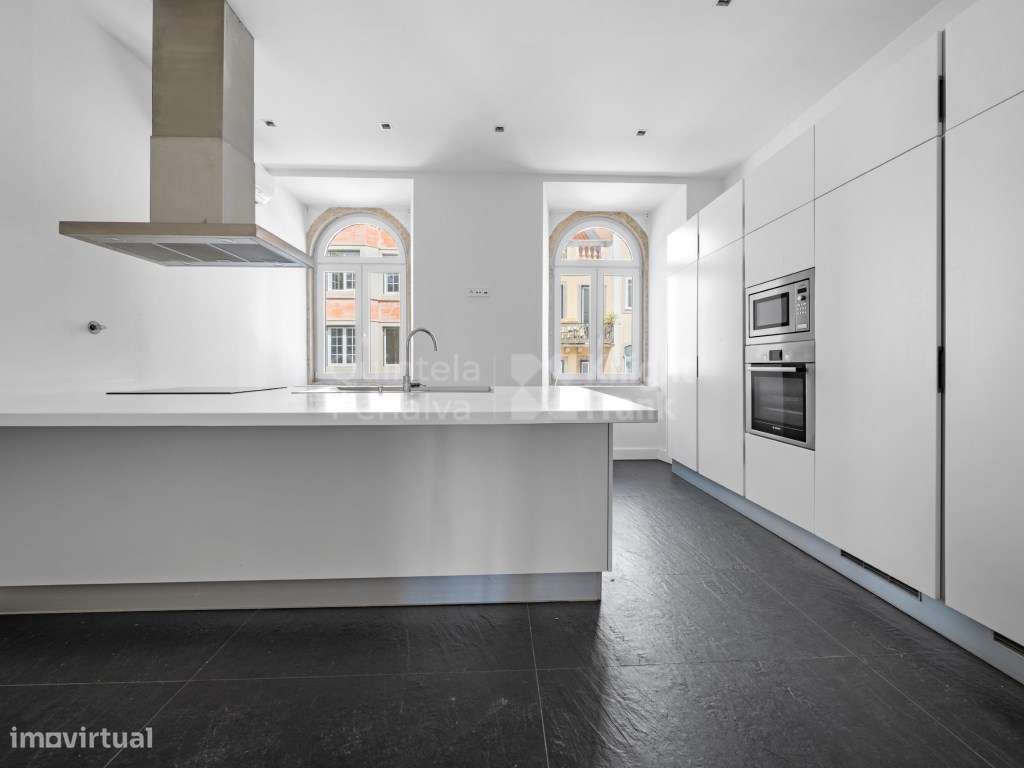 Apartamento T3 com vista rio para venda na Lapa, Lisboa-10