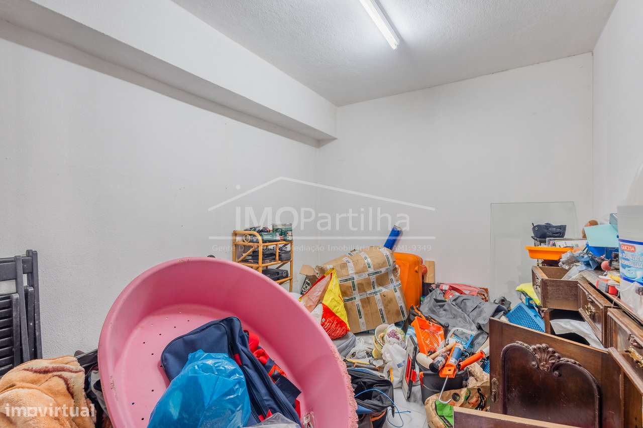 Apartamento T2 junto ao Parque de Santa Marta - Corroios-18