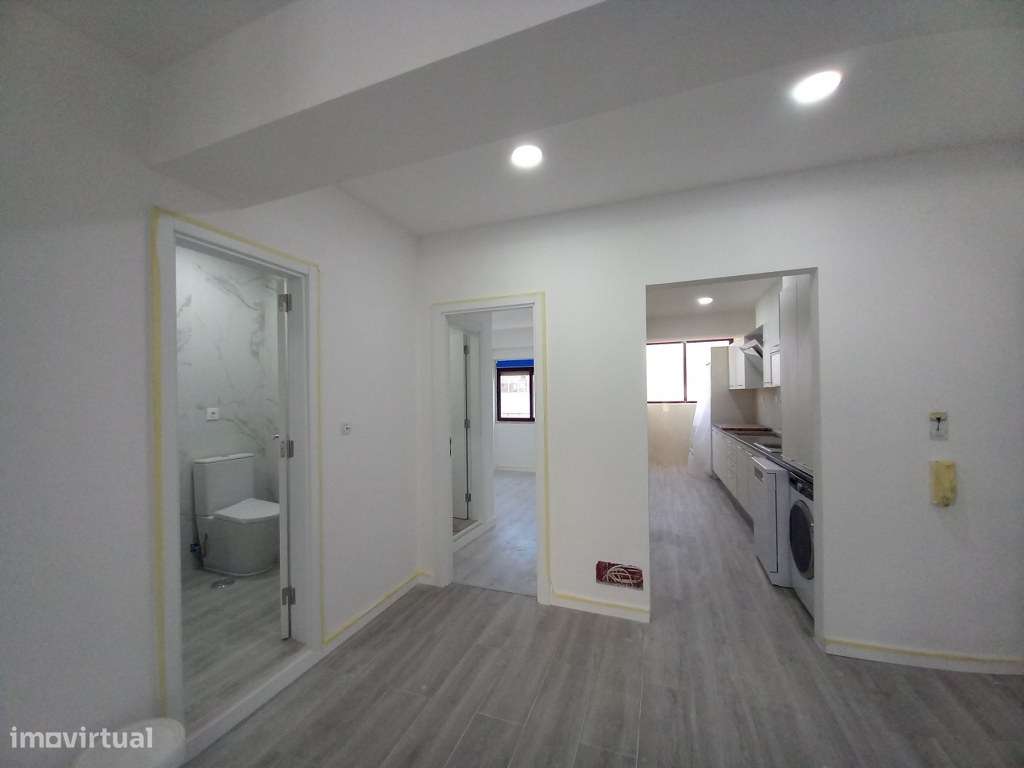 Duplex T3 Costa da Caparica, totalmente remodelado, a 300 metros da pr - Grande imagem: 3/16