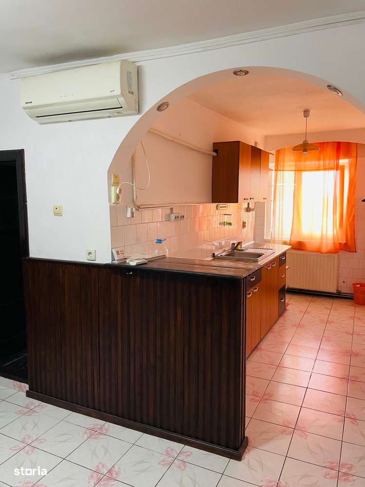 Proprietar, apartament 3 camere, decomandat, central, Alexandria - Imagine principală: 3/20