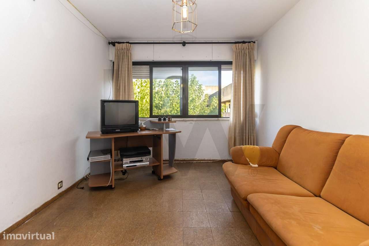 Apartamento T3 na Fonte da Prata – Excelente Oportunidade de Mercado,-16