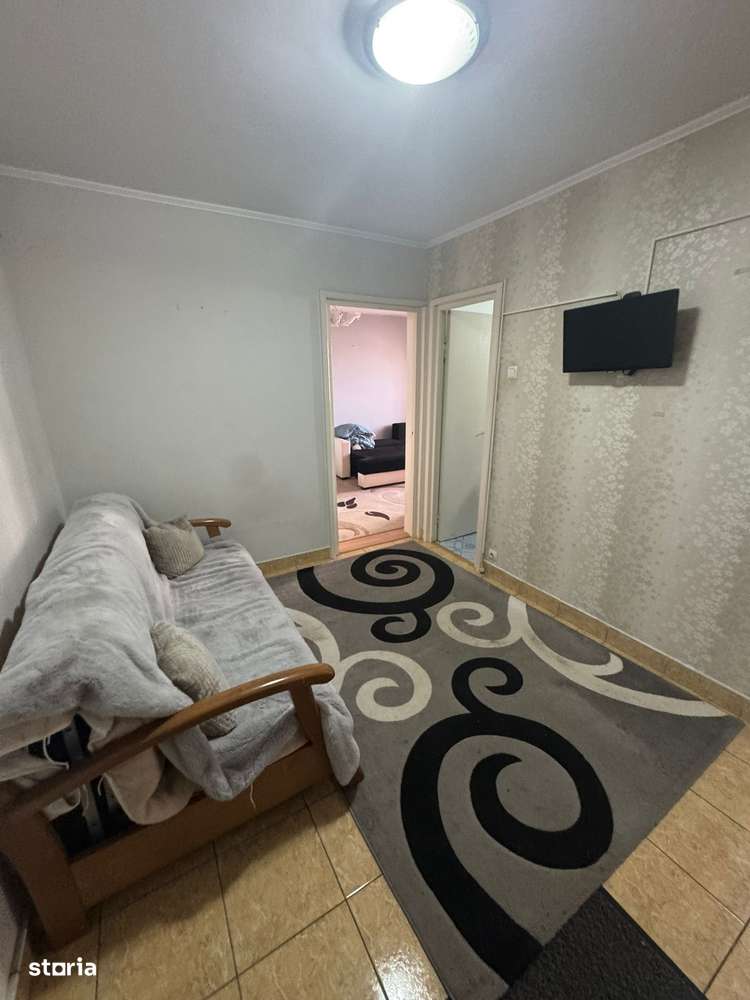 Apartament spatios cu 2 camere, hol patrat in Dambu, et 7-6