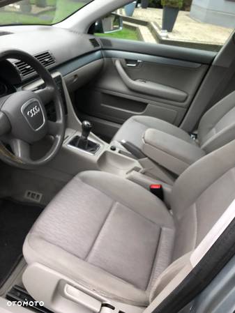 Audi A4 Avant 2.0 TDI - 12