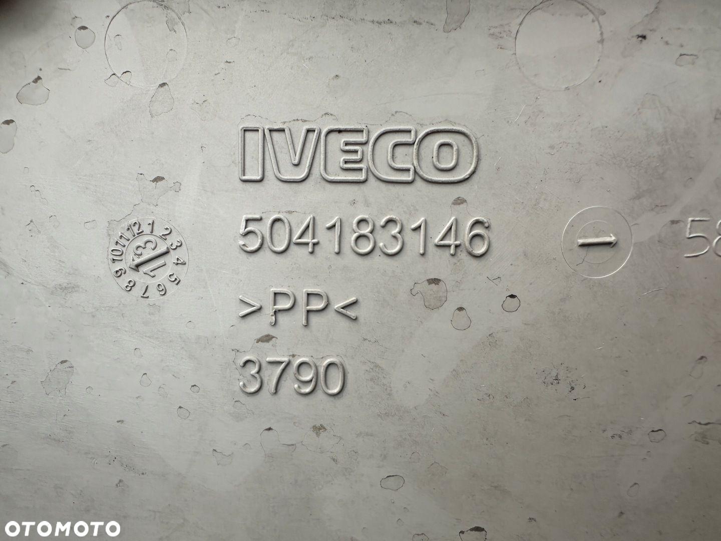 Tapicera Boczek Siatka Osłona Lewa Prawa Iveco Stralis 504183145 504183146 - 3