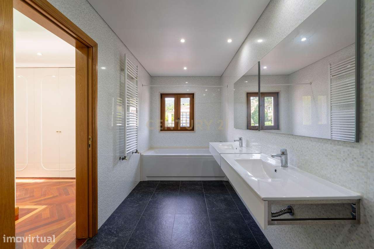 Moradia no Condomínio Privado da Penha Longa-22