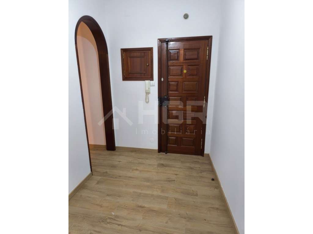 T3 | RENOVADO | 2º ANDAR COM 2 CASAS DE BANHO | ALTO SEIXALINHO-31