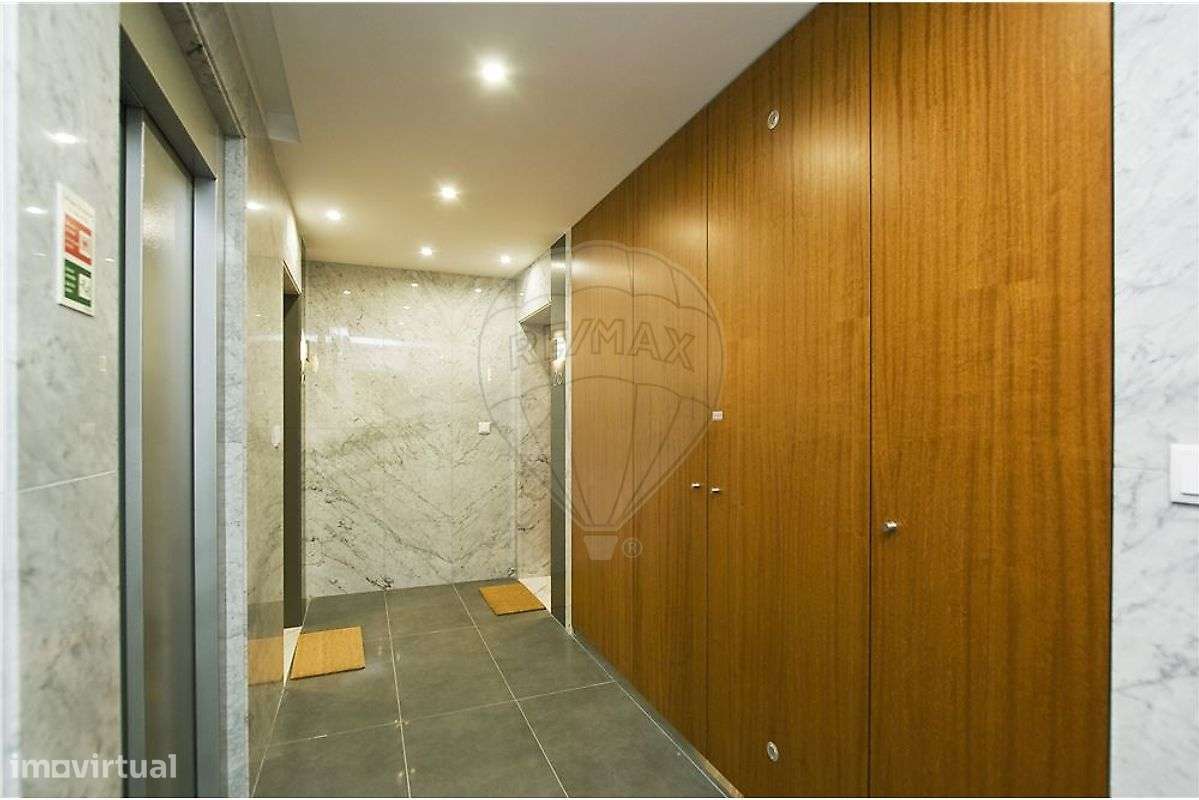 Apartamento T1 para arrendamento - Grande imagem: 2/22