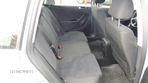 Volkswagen Passat 2.0 TDI DPF Comfortline - 18