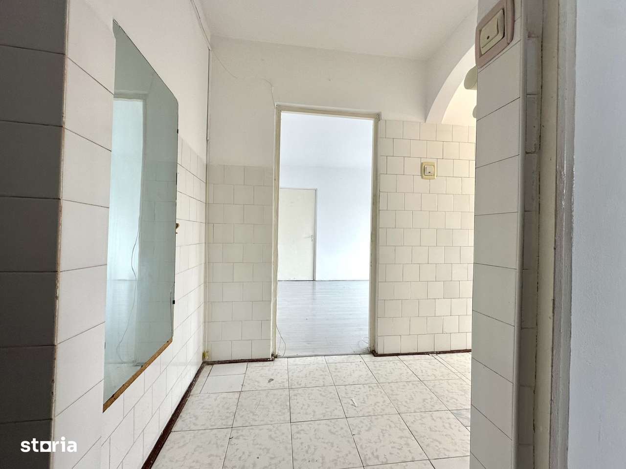 Apartament 3 camere de vânzare – zona Florilor, Str. Mimozei-5