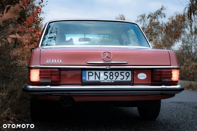 Mercedes-Benz 280 - 9