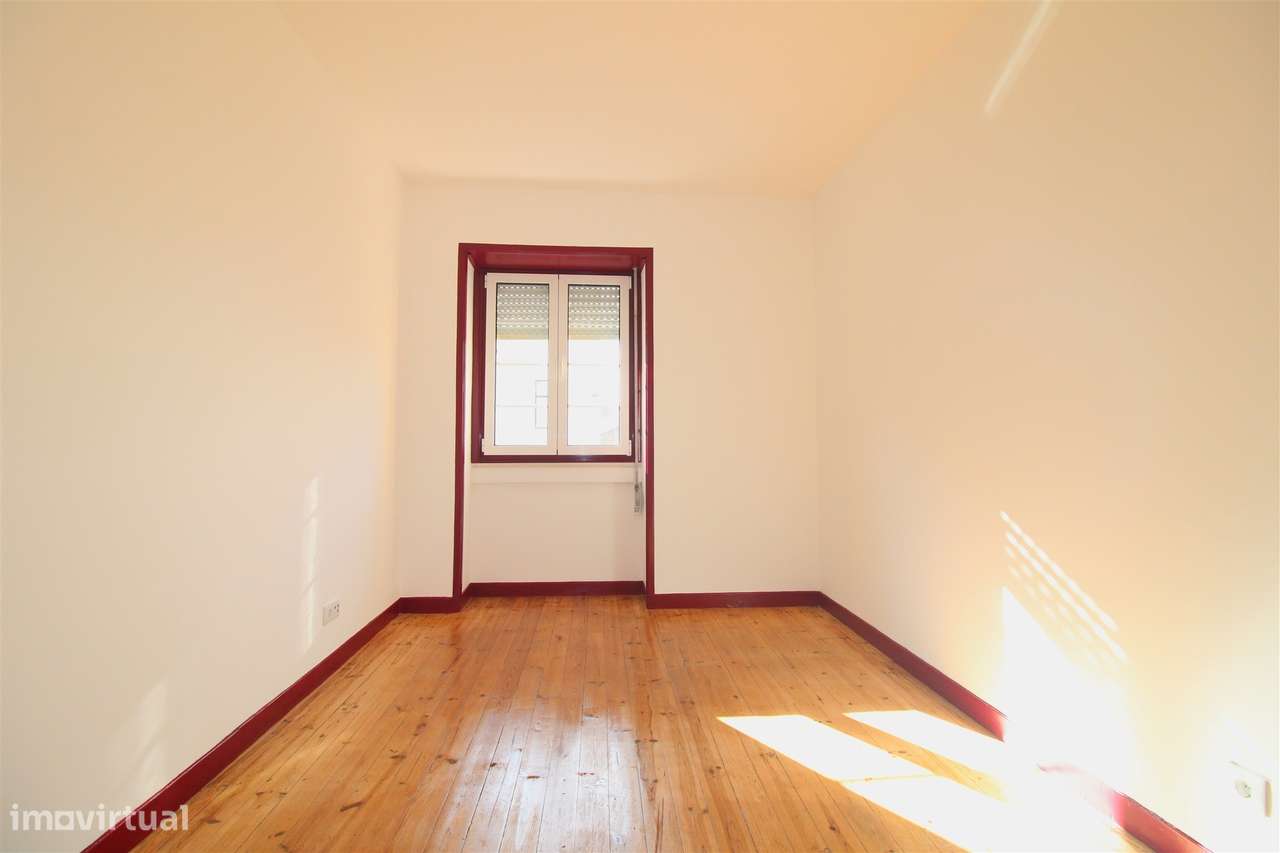 Apartamento T5 em Celas - Grande imagem: 3/12