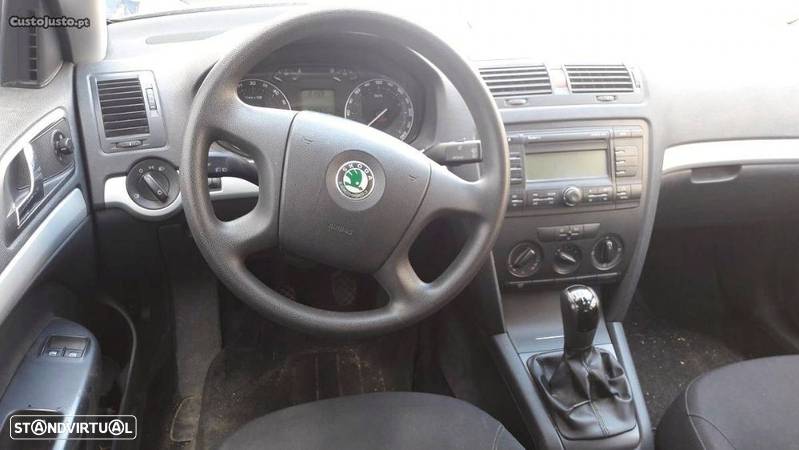 Skoda Octavia 1.6 1.9 2.0 TDI (Para Peças) - 5