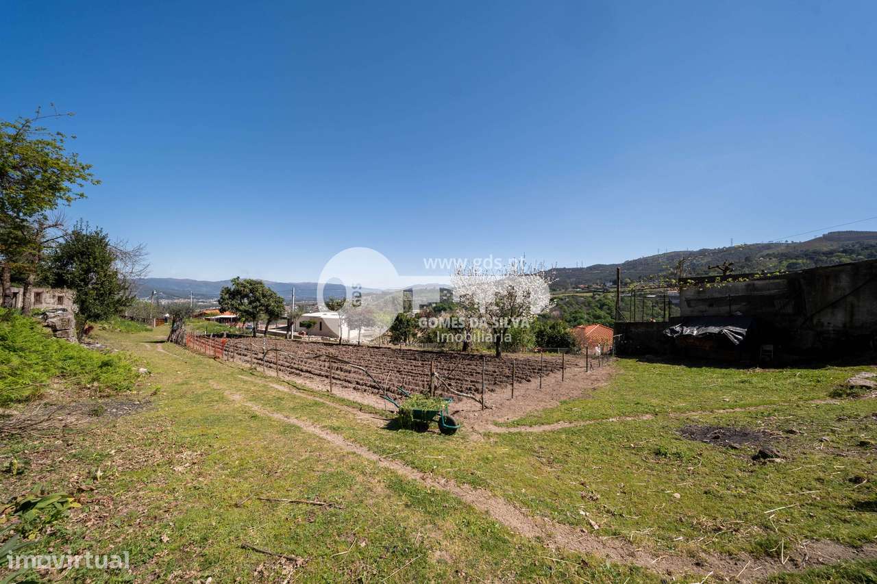 Ruína p/ restauro com 4.800m2 de terreno-21