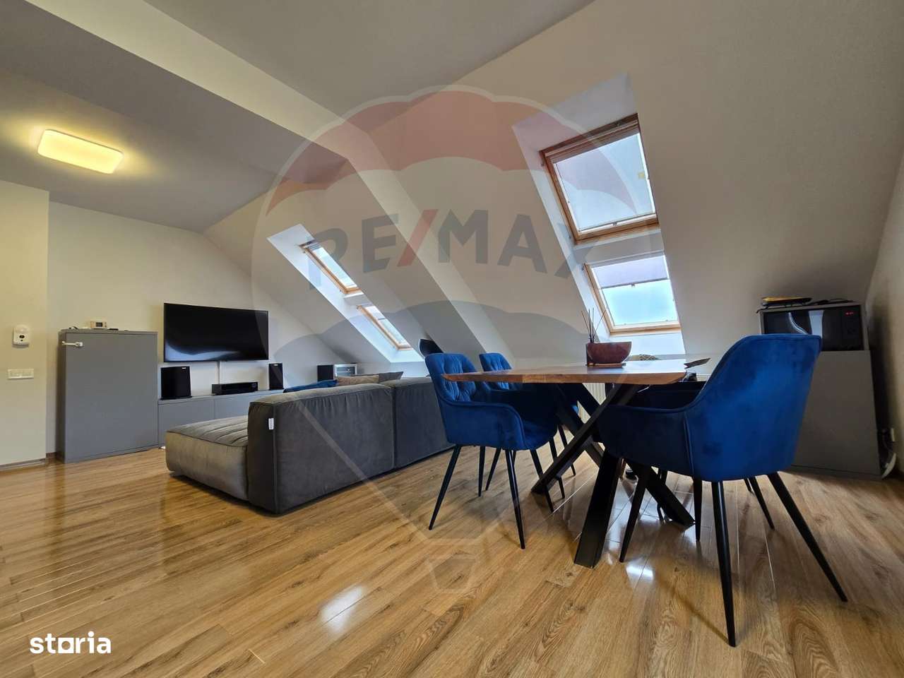 Apartament cu 3 camere în Zona Bună Ziua-3