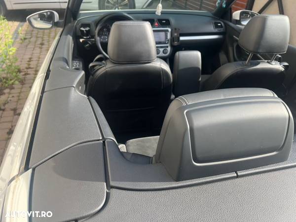 Volkswagen Eos 2.0 FSI DSG - 12