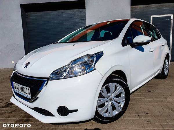 Peugeot 208 - 4