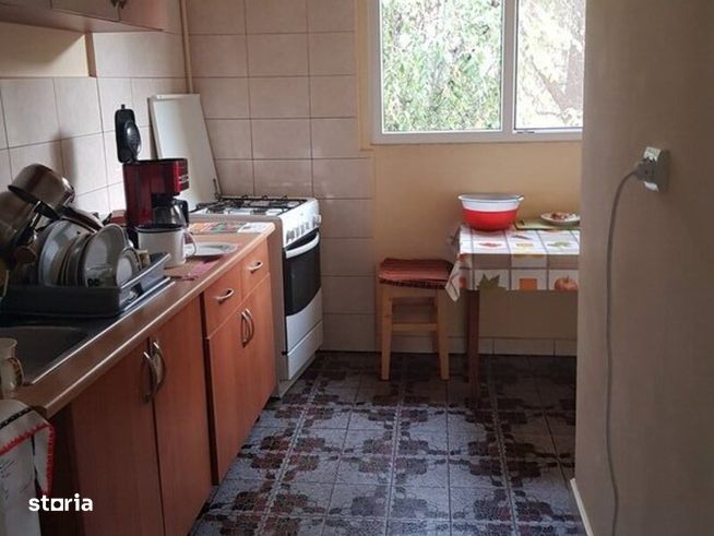 Apartament 4 camere. 1 Decembrie 1918, Ozana.-1