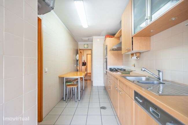 Apartamento T2 à venda em Guimarães - Fermentões-3