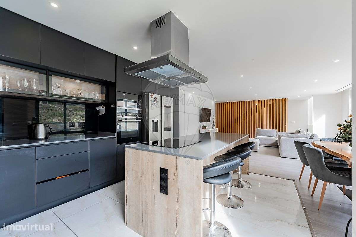 Moradia T4 para venda - Grande imagem: 5/46