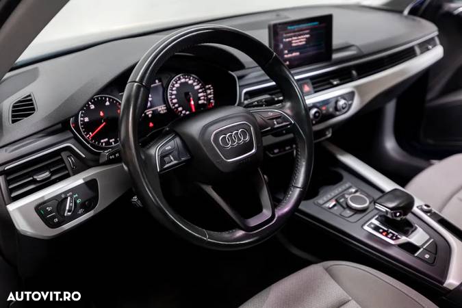 Audi A4 2.0 TDI S tronic - 15