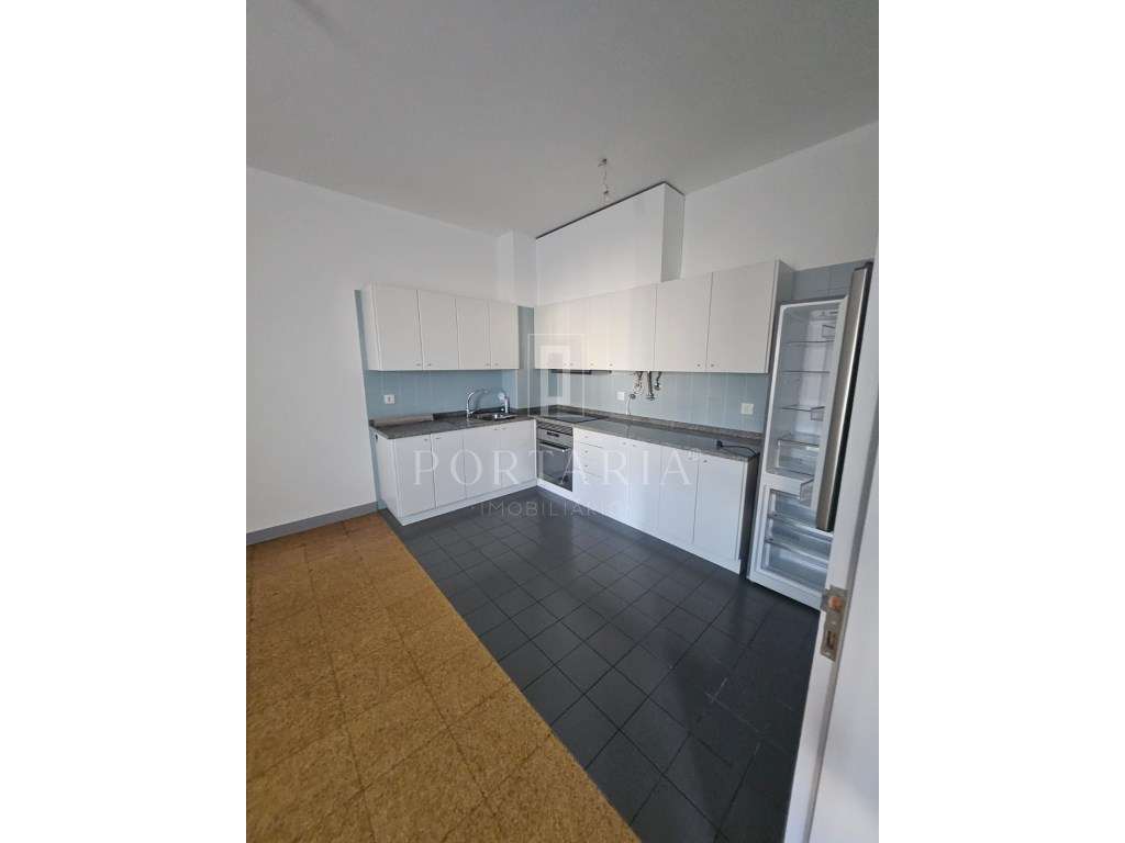Apartamento T2 para Arrendar perto da universidade, Aveiro - Grande imagem: 4/20