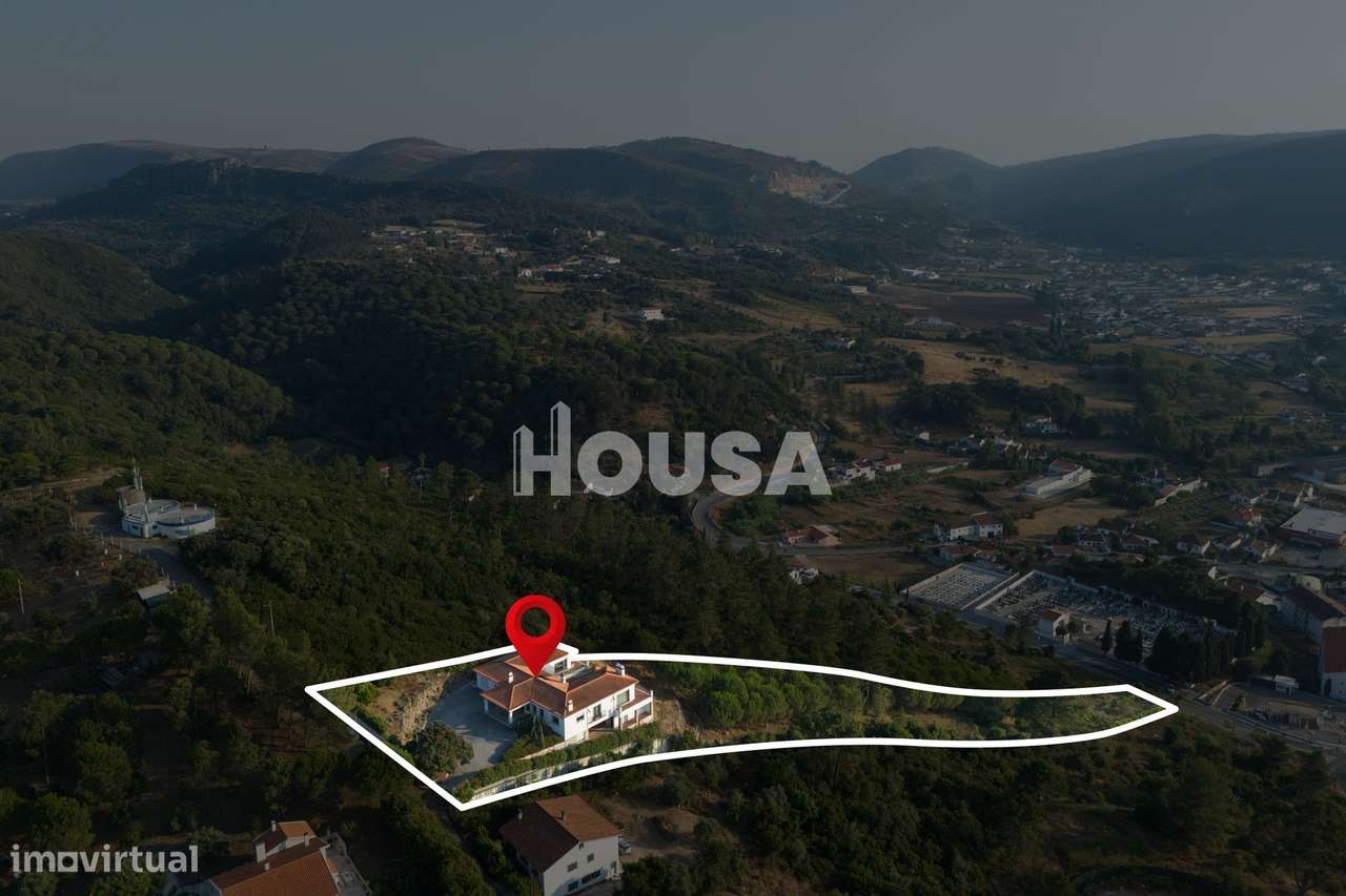 Magnífica Moradia T3+1 com Piscina – Porto de Mós-15