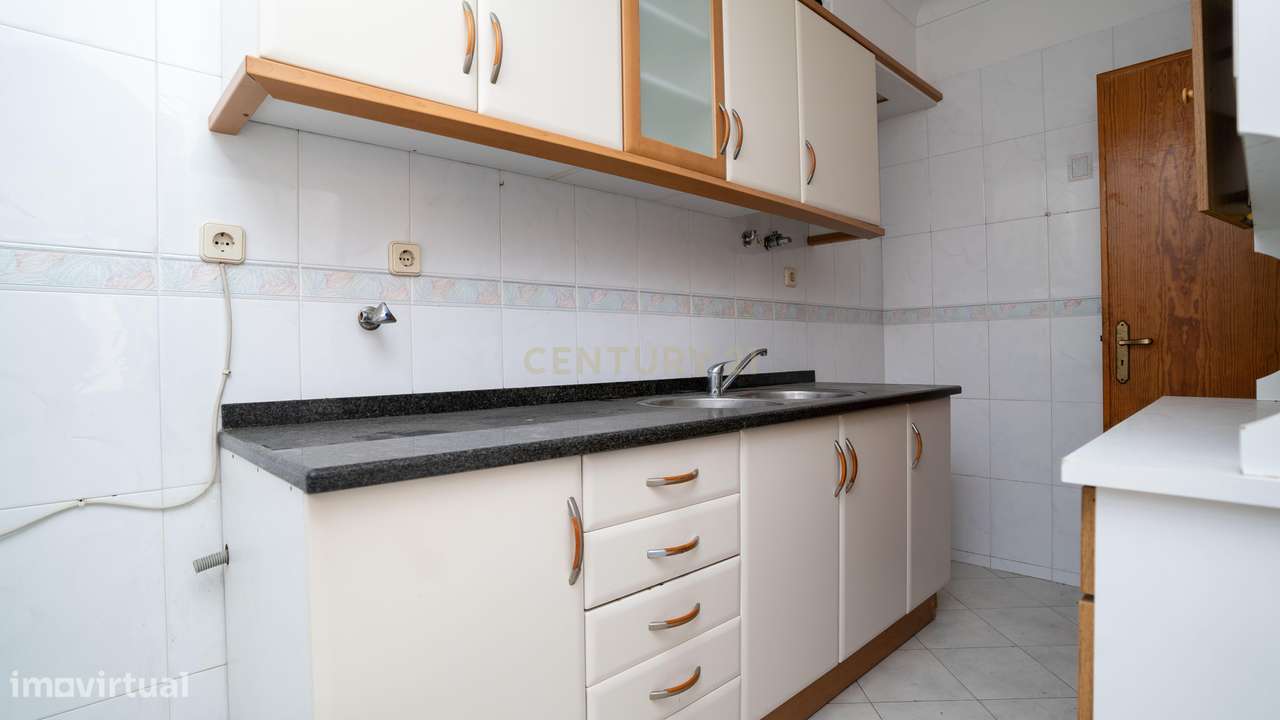 Prédio para Venda na Brandoa – Propriedade Total – Excelente Oportunid - Grande imagem: 5/58