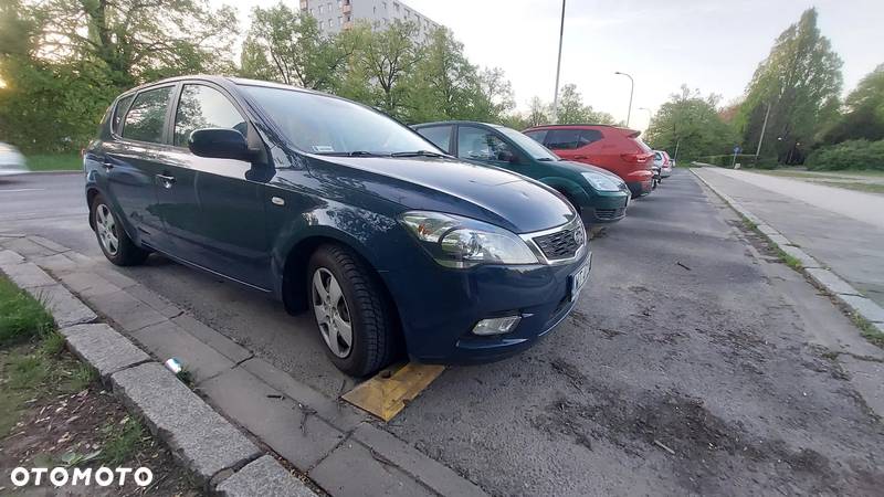 Kia Ceed Cee'd 1.4 Comfort + - 11