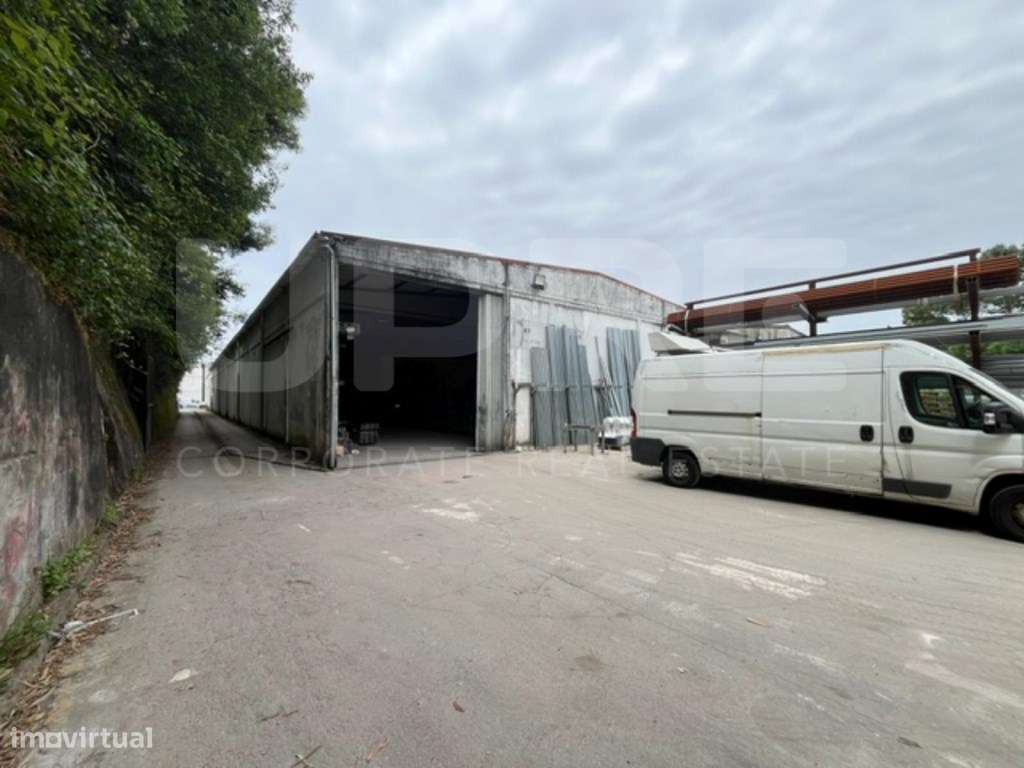 VENDE | ARMAZÉM | MAIA-11